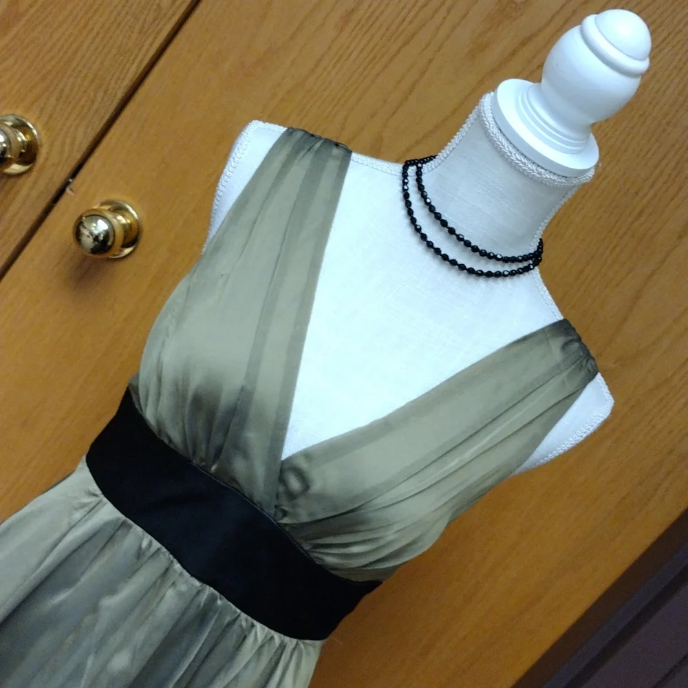 Olive 🫒 Chiffon Dress w/Black Sash SZ M Ladies - Picture 2 of 13